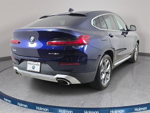 Certified 2023 BMW X4 xDrive30i w/ Premium Package image 5