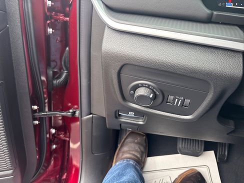 New 2026 Jeep Grand Cherokee Laredo X image 15