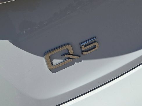 Used 2024 Audi Q5 2.0T Premium Plus AWD/4WD image 11