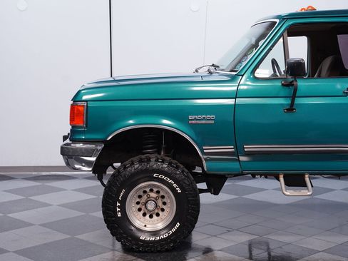 Used 1989 Ford Bronco XLT 4X4 image 20