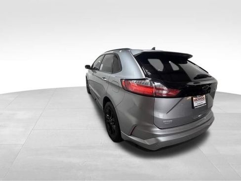 Used 2024 Ford Edge SE w/ Black Appearance Package AWD/4WD image 11