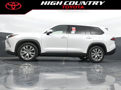 New 2026 Toyota Grand Highlander FWD image 37