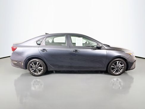 Used 2024 Kia Forte LXS image 11