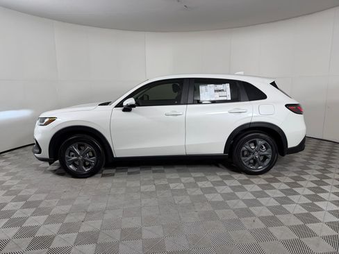 Used 2026 Honda HR-V LX image 2