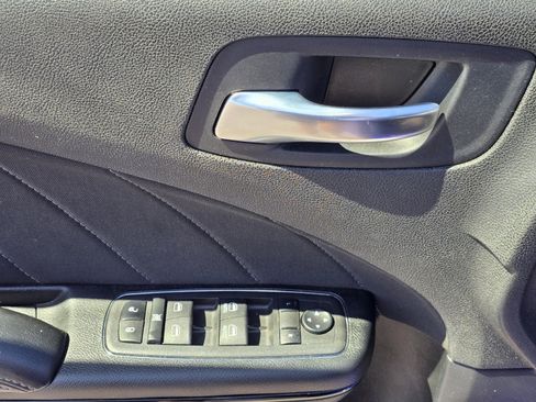 Used 2022 Dodge Charger GT image 11