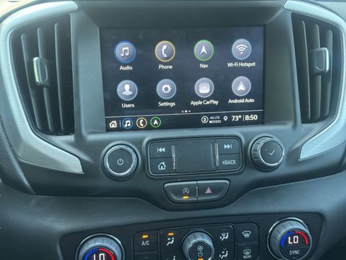 Used 2024 GMC Terrain SLT w/ Infotainment Package II image 20