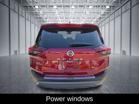 Certified 2021 Nissan Rogue SL FWD image 6