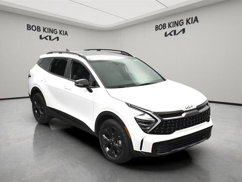 Used 2025 Kia Sportage X-Line w/ Premium Package image 14