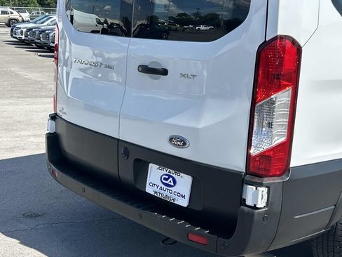 Used 2022 Ford Transit 350 XLT RWD image 13