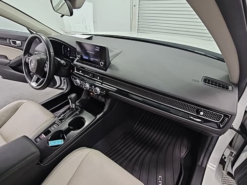 Used 2024 Honda Civic EX-L image 35