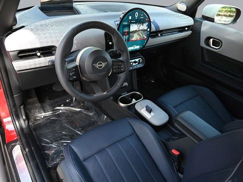 Used 2025 MINI Cooper S image 37