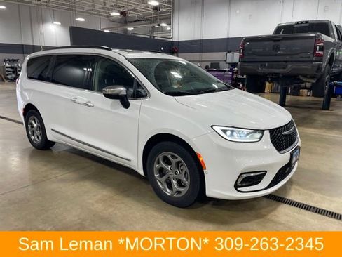 Used 2023 Chrysler Pacifica Limited w/ Uconnect Theater Family Group AWD/4WD image 1