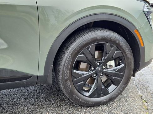 Certified 2025 Kia Sportage X-Line w/ Premium Package AWD/4WD image 24