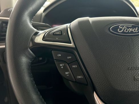 Used 2024 Ford Edge Titanium AWD/4WD image 18