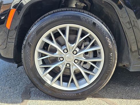 Used 2022 Jeep Grand Cherokee Summit image 30