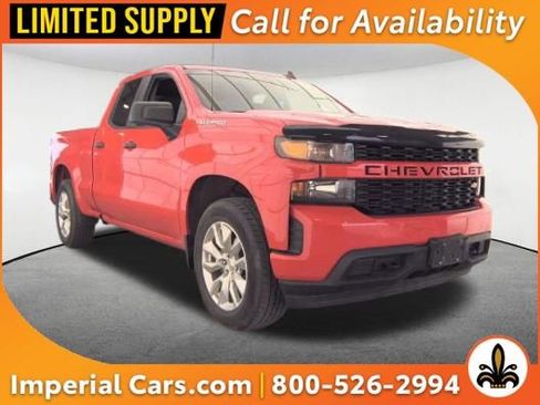 Used 2022 Chevrolet Silverado 1500 Custom AWD/4WD image 1