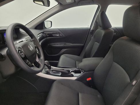 Used 2016 Honda Accord LX image 17