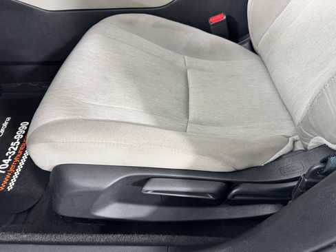 Used 2023 Honda Accord LX image 12