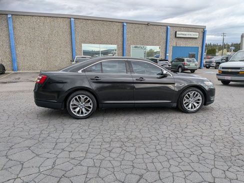 Used 2013 Ford Taurus Limited image 4