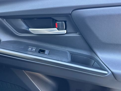 New 2026 Subaru Uncharted Premium FWD image 19