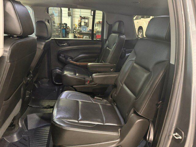 Used 2018 Chevrolet Suburban Premier AWD/4WD image 42