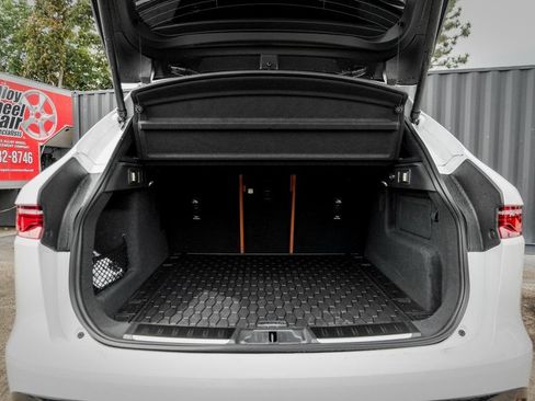 New 2026 Jaguar F-PACE R-Dynamic S AWD/4WD image 8