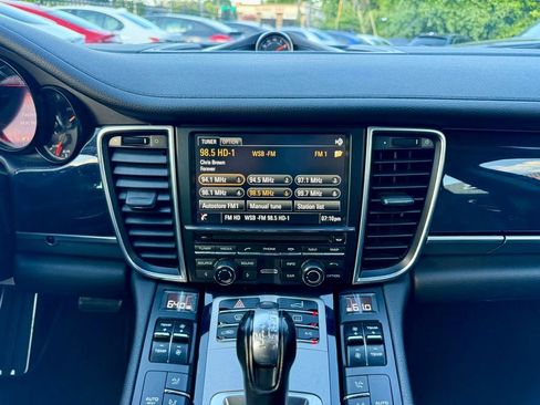 Used 2016 Porsche Panamera 4 Edition AWD/4WD image 21