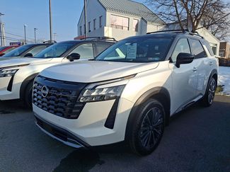 New 2026 Nissan Pathfinder Platinum video 3