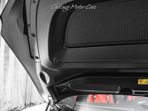 Used 2022 Ferrari SF90 Spider AWD/4WD image 61