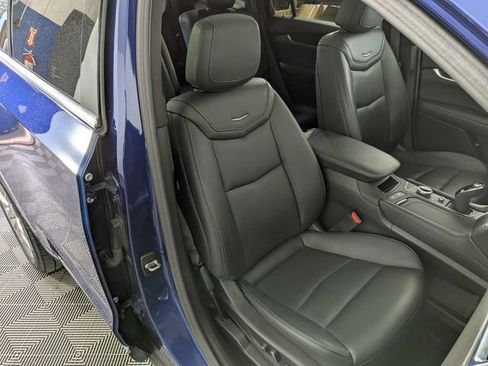 Used 2023 Cadillac XT6 Premium Luxury AWD/4WD image 35