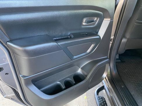 Used 2021 Nissan Titan S w/ S Utility Package RWD image 31