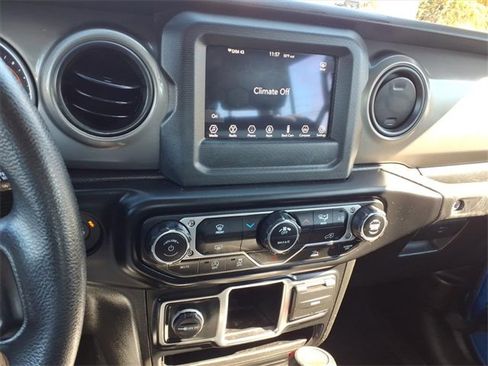 Certified 2022 Jeep Wrangler Unlimited Sport image 17