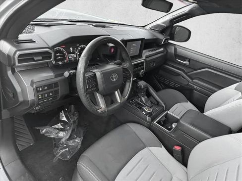 Used 2024 Toyota Tacoma TRD Off-Road image 11