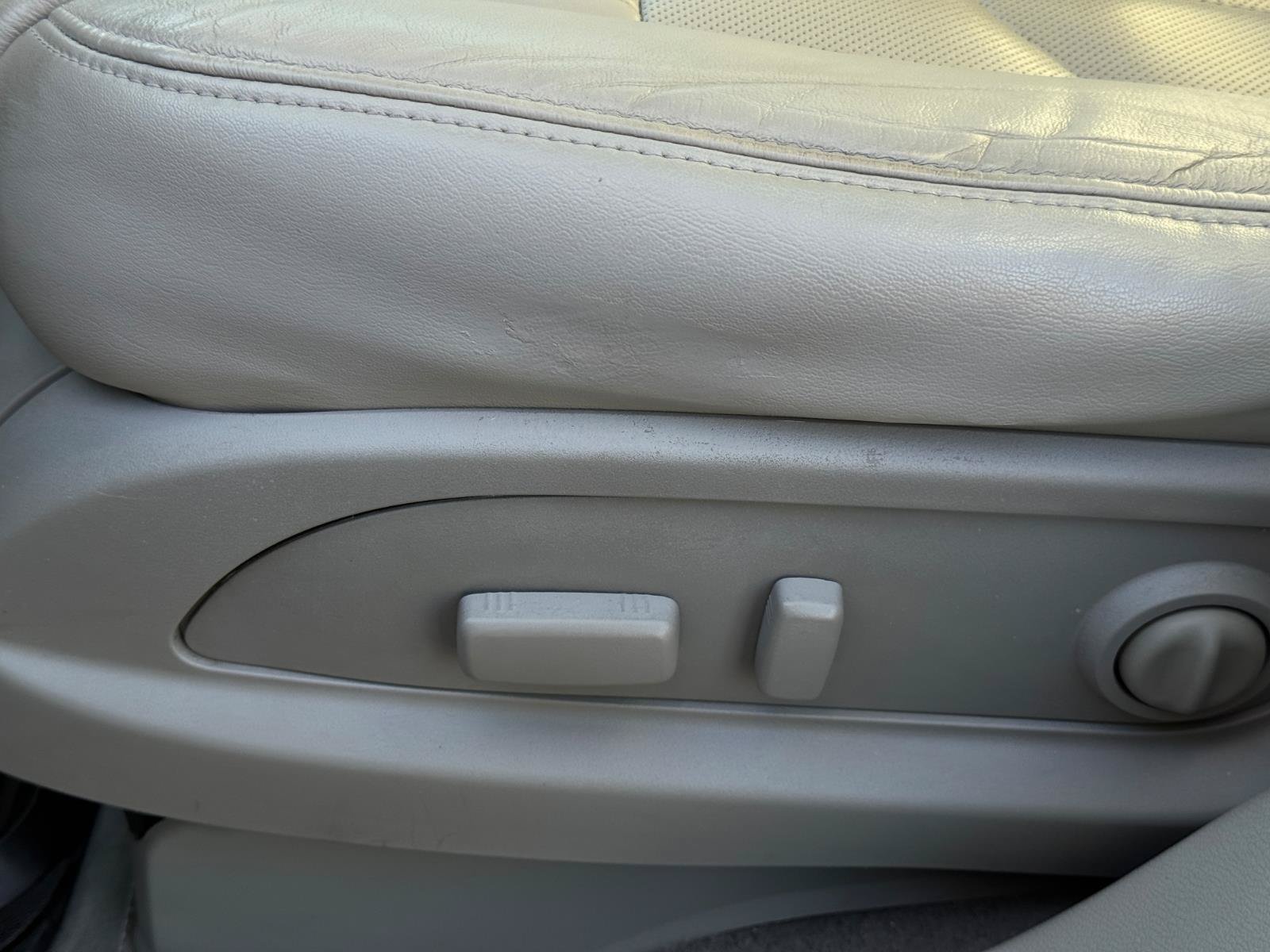 Used 2015 Buick Enclave Leather w/ Trailering Package FWD image 13