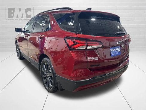 Used 2023 Chevrolet Equinox RS w/ RS Leather Package AWD/4WD image 4