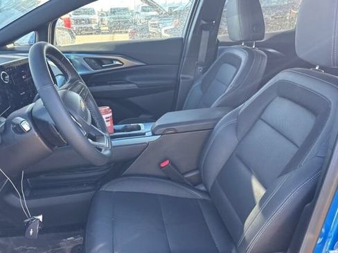 Used 2024 Chevrolet Equinox EV LT FWD image 5