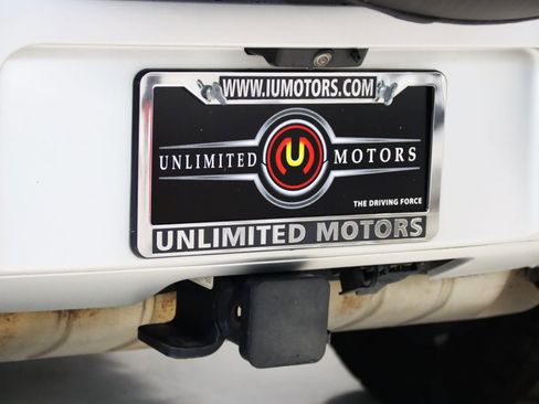 Used 2020 Land Rover Defender 110 SE AWD/4WD image 4