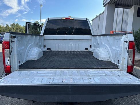 Used 2019 Ford F250 XL w/ Power Equipment Group image 27