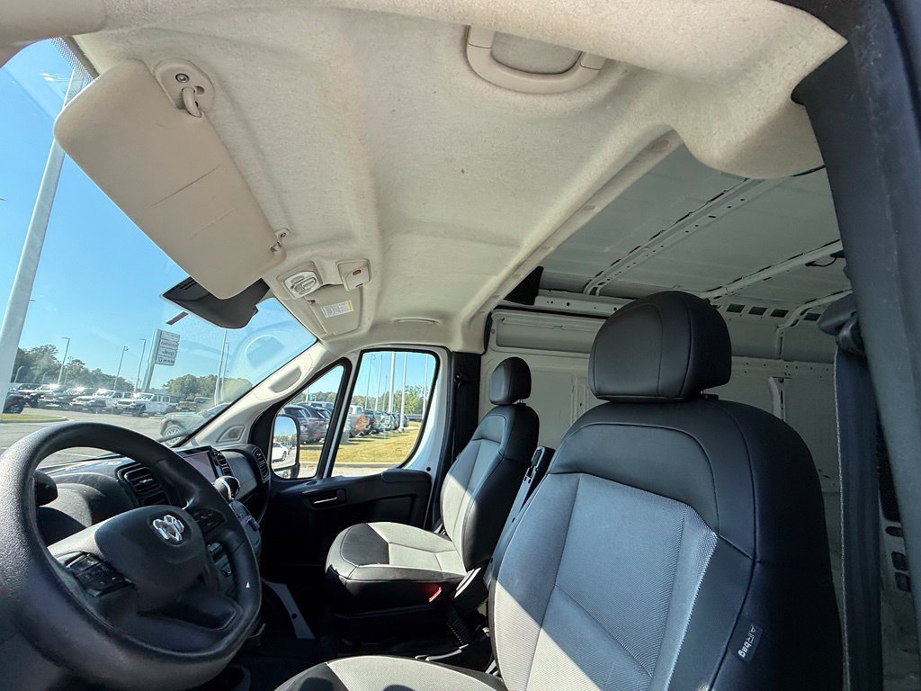 Used 2025 RAM ProMaster 2500 w/ Convenience Group FWD image 24