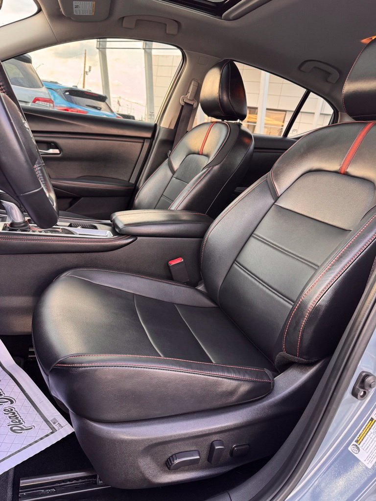 Used 2024 Nissan Sentra SR w/ SR Premium Package FWD image 10