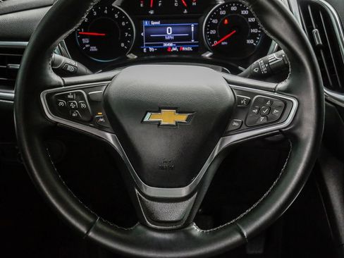 Used 2023 Chevrolet Equinox LT FWD image 26