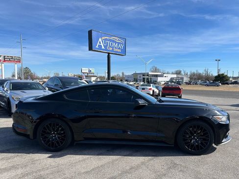 Used 2017 Ford Mustang GT image 24
