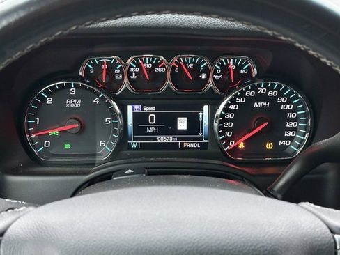 Used 2020 Chevrolet Suburban Premier image 37