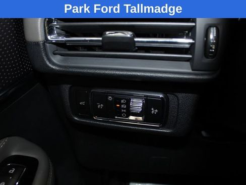 Used 2023 Lincoln Corsair AWD w/ Equipment Group 101A image 17