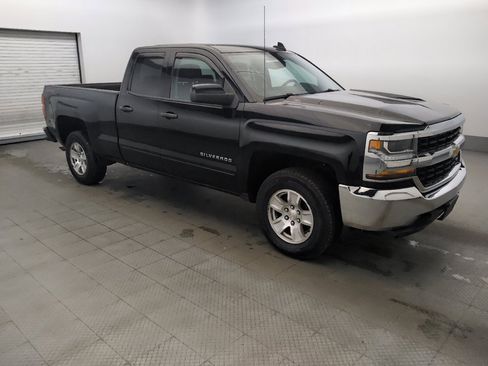 Used 2019 Chevrolet Silverado 1500 LT image 11