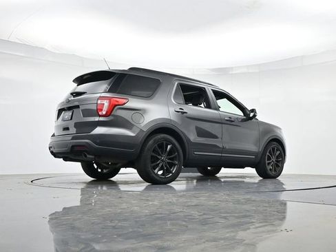 Used 2019 Ford Explorer XLT w/ Equipment Group 202A FWD image 32
