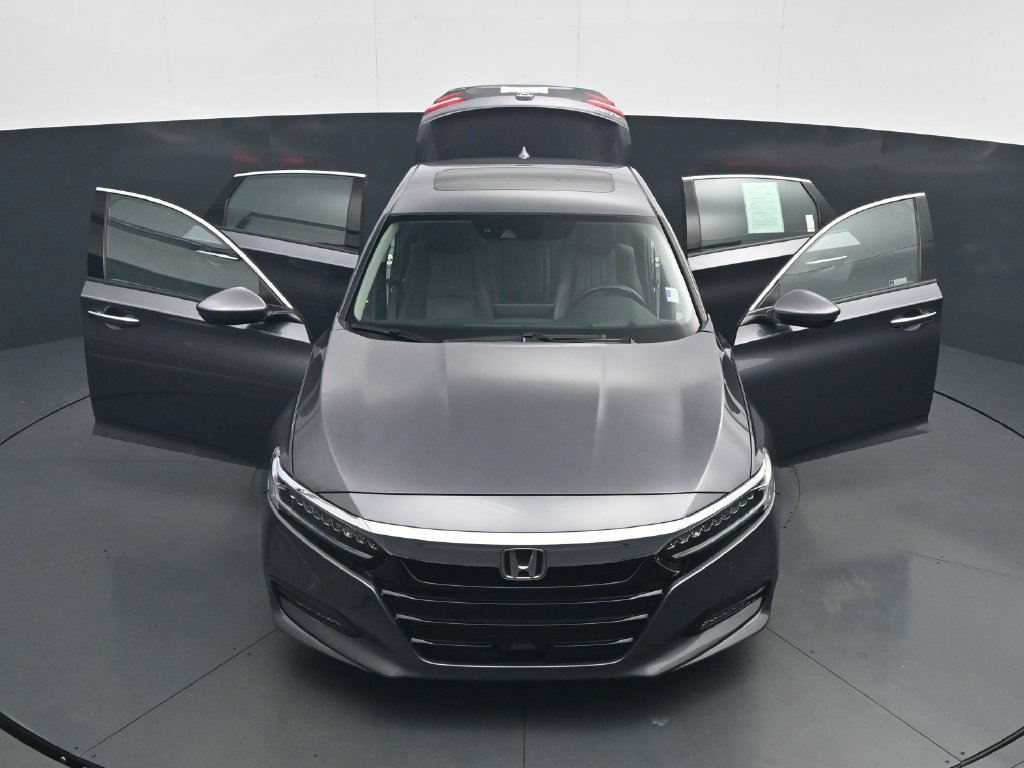 Used 2018 Honda Accord Touring image 60
