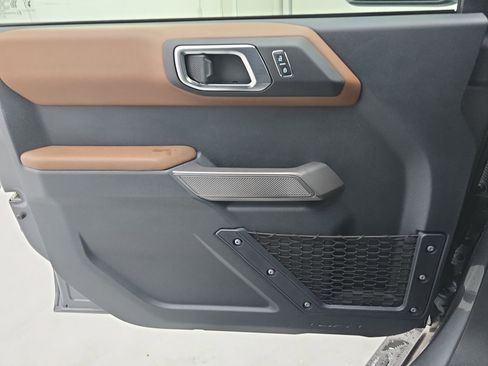 Used 2023 Ford Bronco Outer Banks image 26