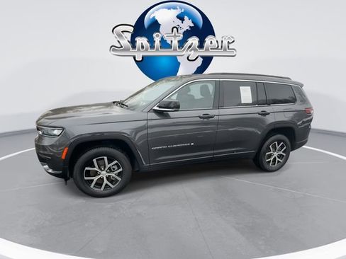 Used 2024 Jeep Grand Cherokee L Limited w/ Luxury Tech Group II image 6