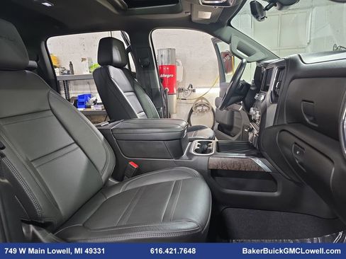 Used 2023 GMC Sierra 2500 Denali w/ Denali Ultimate Package image 10